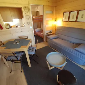 https://les-chataigniers-gris.fr-provencehotel.com